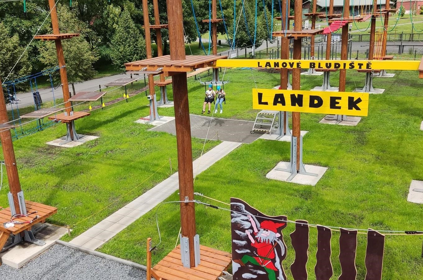 Landek park před a po
